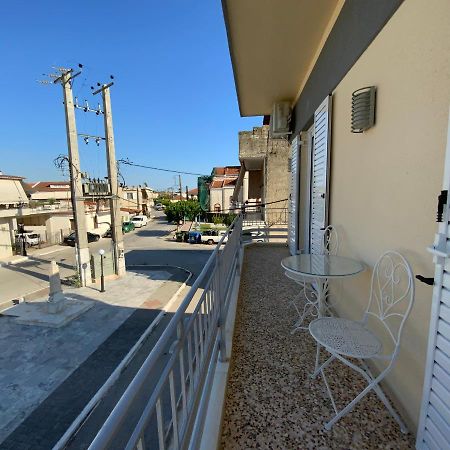 Arktos Motel ナフプリオ エクステリア 写真
